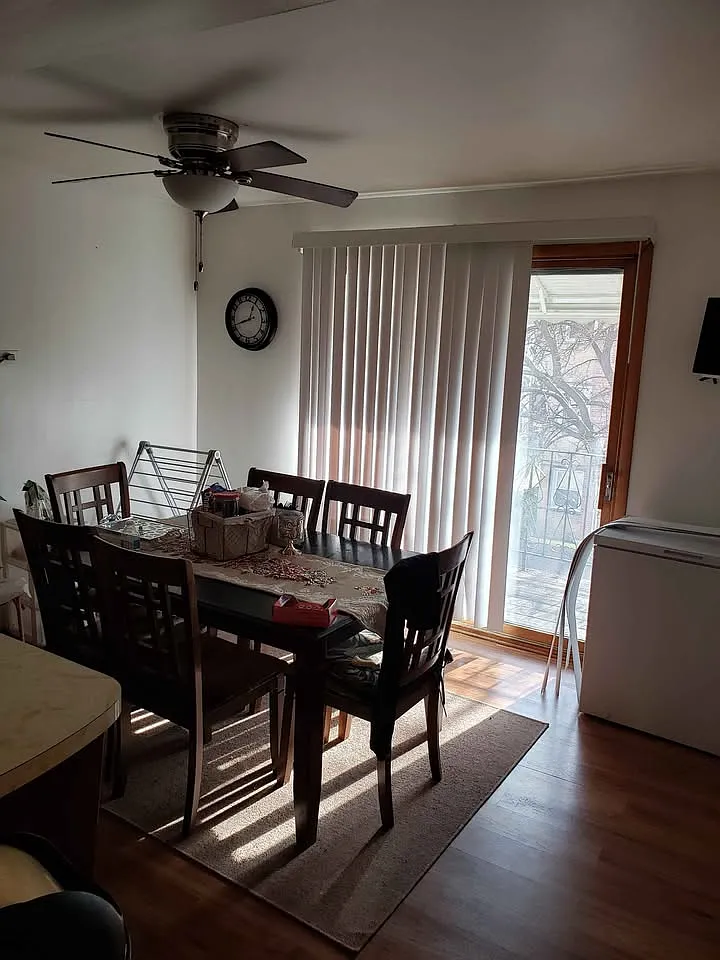 3 bed, 1700 sqft, $2,495 — Photo 2
