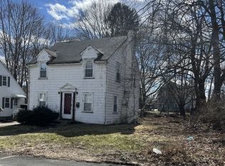 17 Harding Rd, Norwood, MA 02062