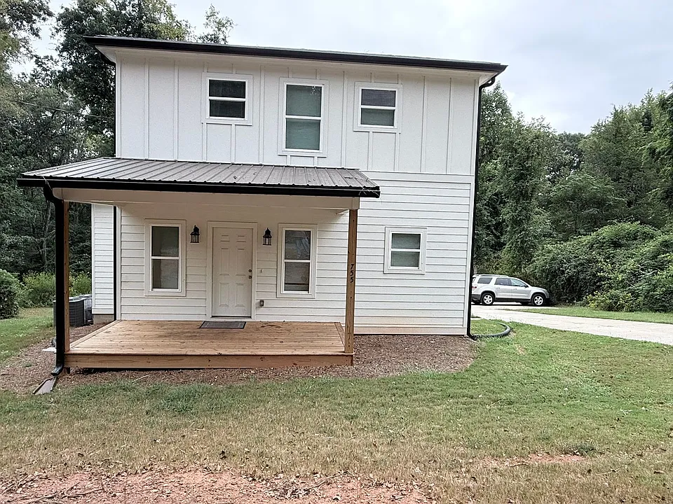 755 Whitehall Rd