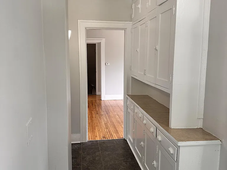 333 Raymond St #2 — Photo 2