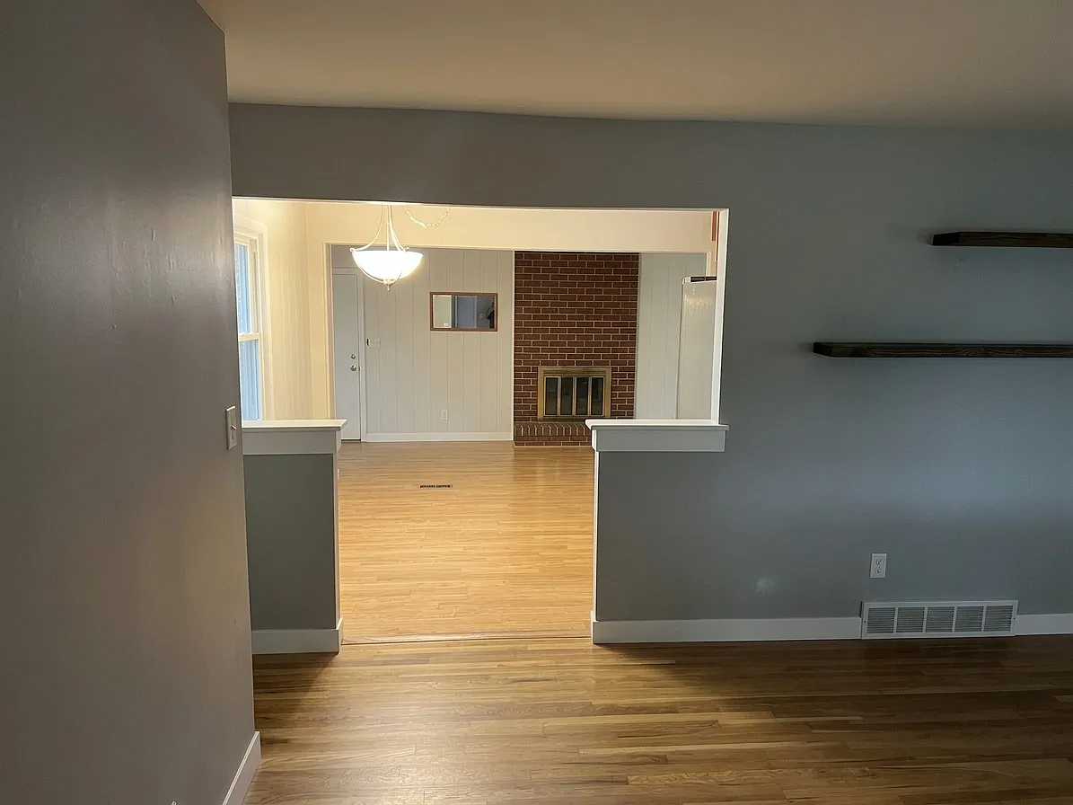 3 bed, 1782 sqft, $2,500 — Photo 4