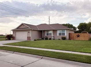 4728 Ernst St, Columbus, NE 68601