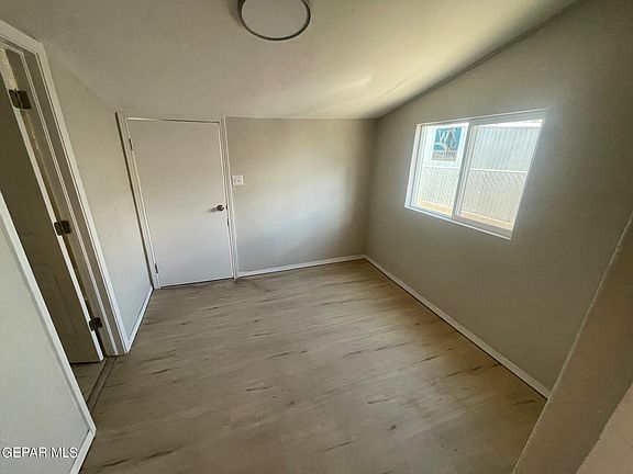 5th image of 3725 Tularosa Ave