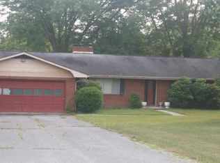 161 State Ln, La Follette, TN 37766