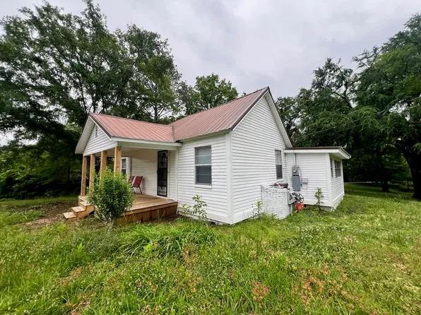 2306 Spring Rd, Ohatchee, AL 36271