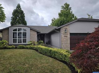 2840 Foxhaven Dr SE, Salem, OR 97306