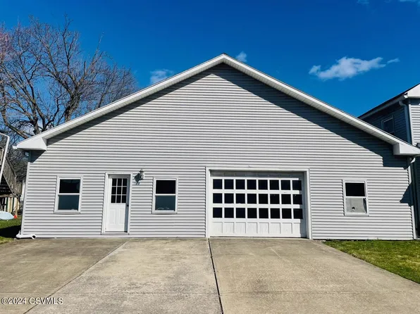 749 E Front St, Milton, PA 17847