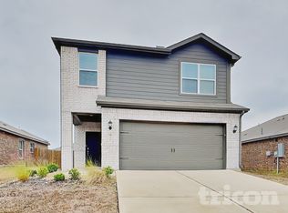 921 Mallorie Ln, Ferris, TX 75125