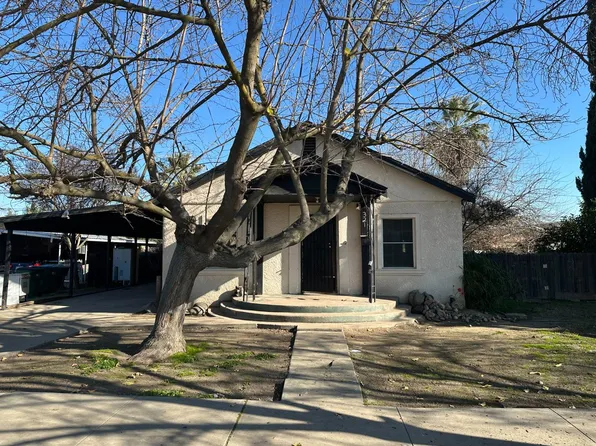 321 S 4th St, Fowler, CA 93625