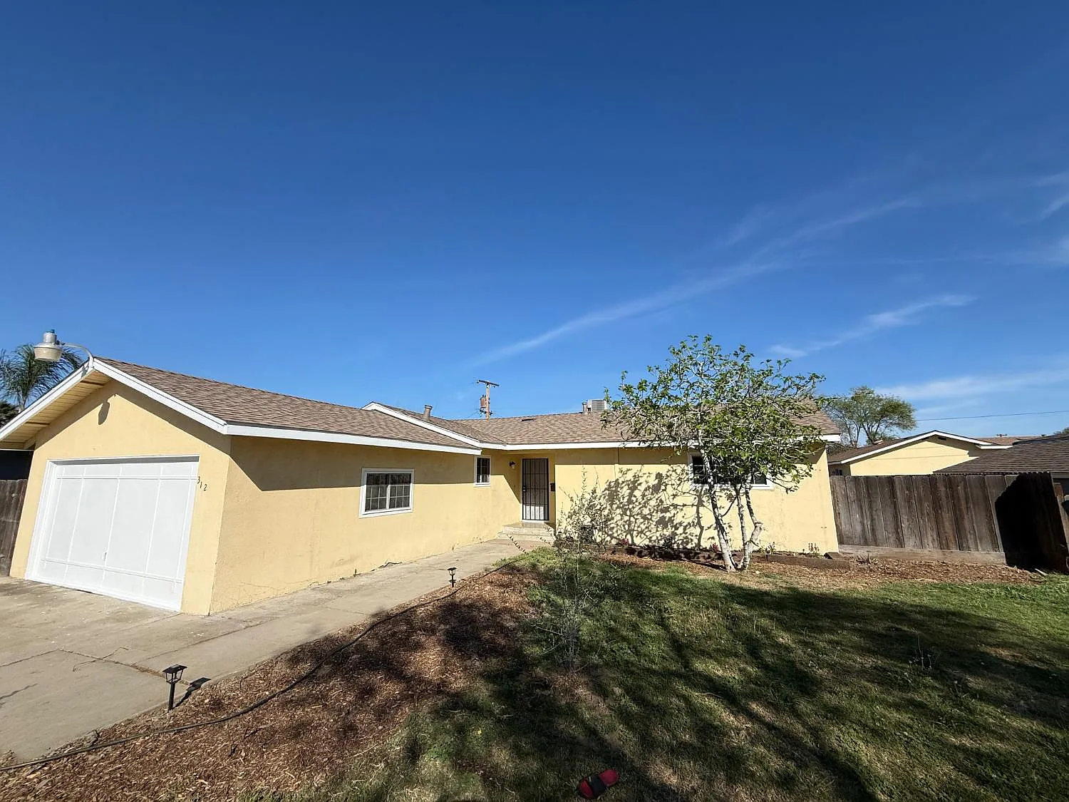 312 N Santa Ana St photo 1