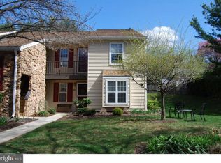 147 Valley Greene Cir, Wyomissing, PA 19610