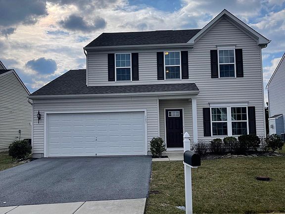 2nd image of 103 Alexandreas Ct #2