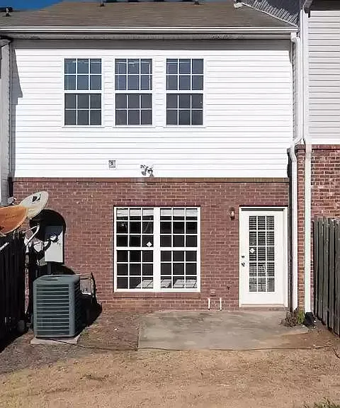 2184 Hawks Bluff Trl — Photo 13