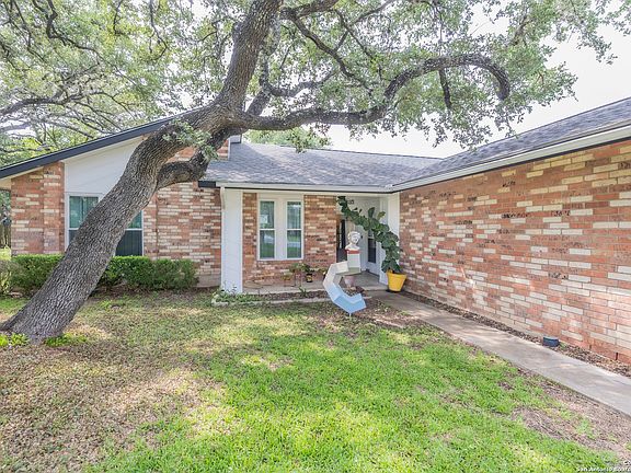 3rd image of 8315 SHALLOW CREEK DR