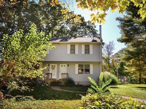 52-52A Stockton St #A, Boylston, MA 01505