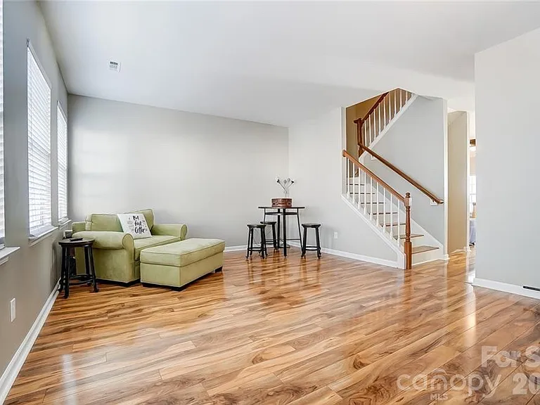 2029 Kegsworth Dr — Photo 16
