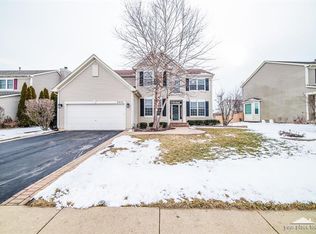 2255 Shiloh Dr, Aurora, IL 60503