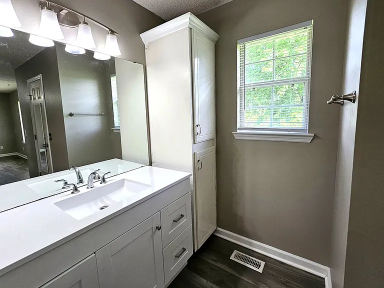 8610 Brookshadow Dr — Photo 9