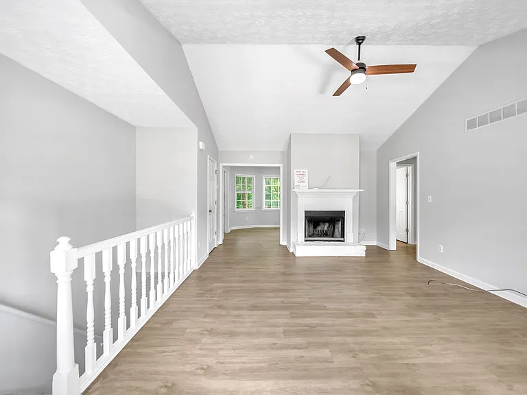 608 Wood Ridge Dr — Photo 6