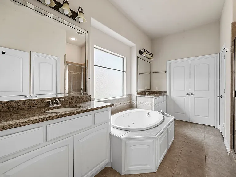 8732 Laurel Canyon Rd — Photo 16