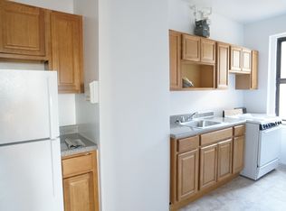 241 E Mosholu Pkwy N #6B, Bronx, NY 10467