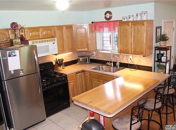 3rd image of 8718 130th St
