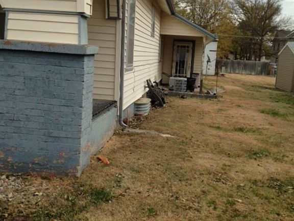 2nd image of 513 N Jones Ave