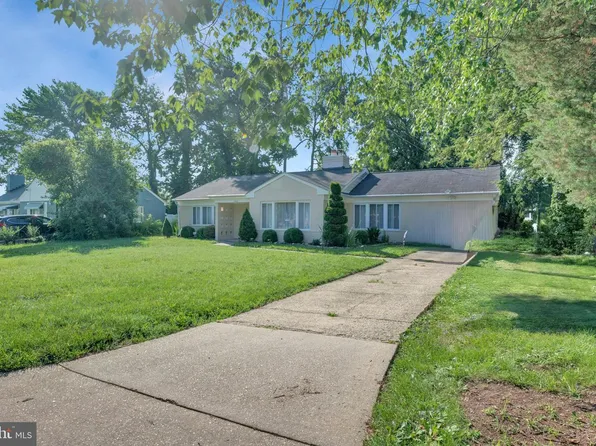 2703 Gaither St, Temple Hills, MD 20748