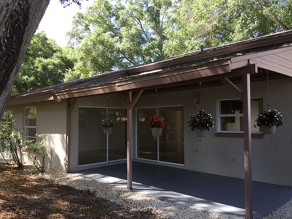 3rd image of 2665 Greendale Ct