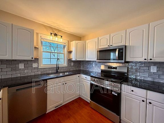 4th image of 51 Argyle Ln #A
