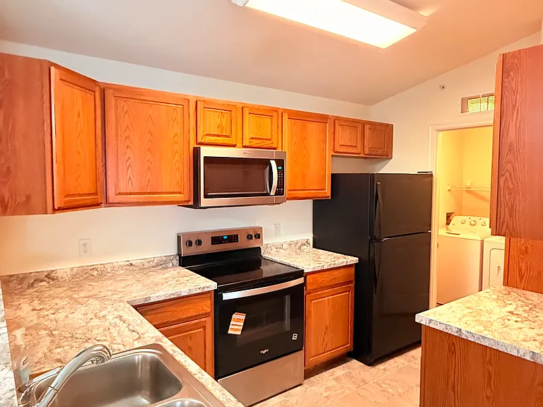 3044 Westminster Dr #309 — Photo 28