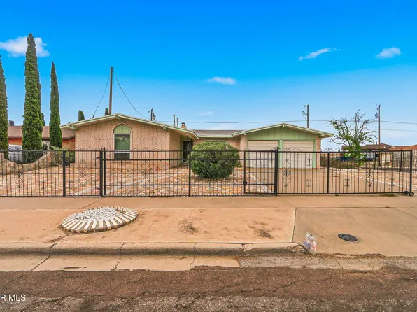 10174 Bon Aire Dr, El Paso, TX 79924