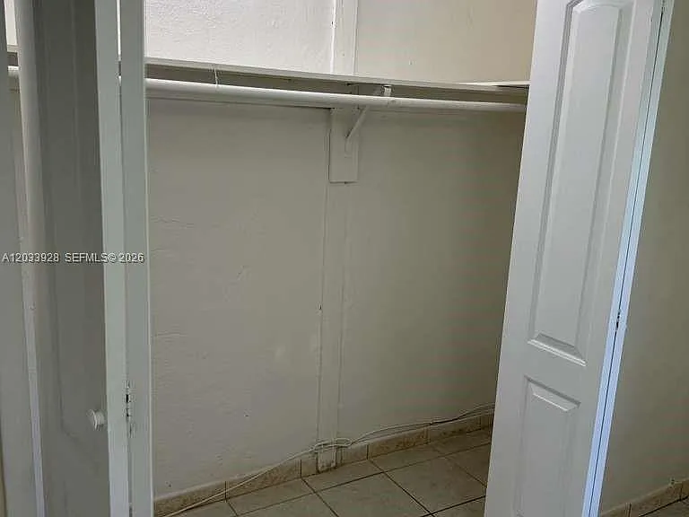 1140 SW 9th St #2 — Photo 29