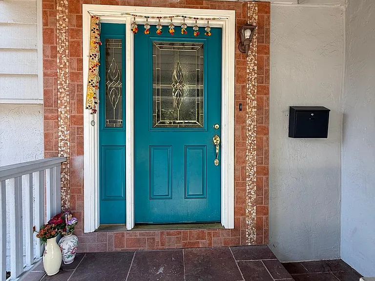 Monterey Way — Photo 22