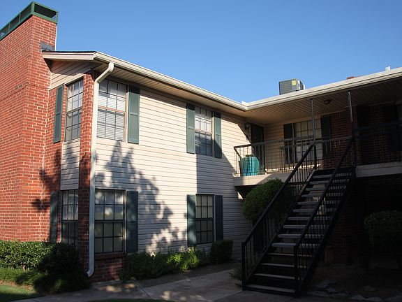 2nd image of 4400 Hemingway Dr APT 274
