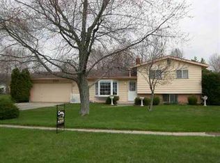 5180 W Maple Ave, Swartz Creek, MI