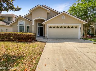 1421 Woodland View Dr, Fleming Island, FL 32003
