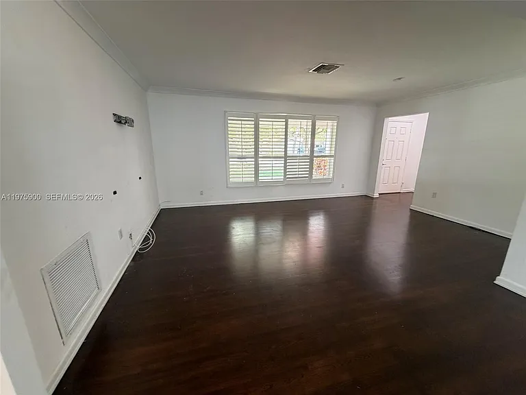 1420 Baracoa Ave — Photo 2