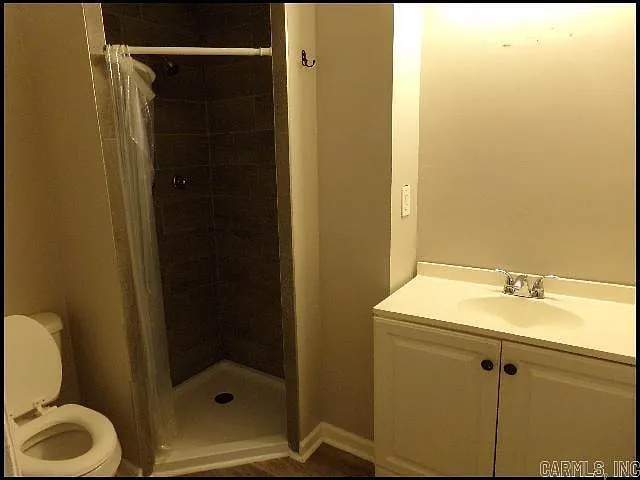 2818 Stephanie Dr — Photo 12