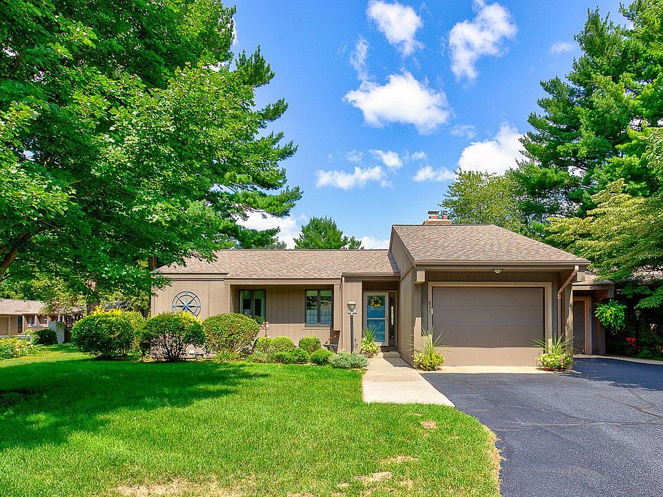 1st image of 833 Brook Village Ct