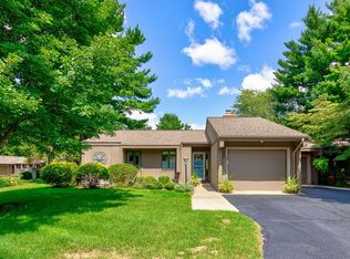 833 Brook Village Ct, Holland, MI