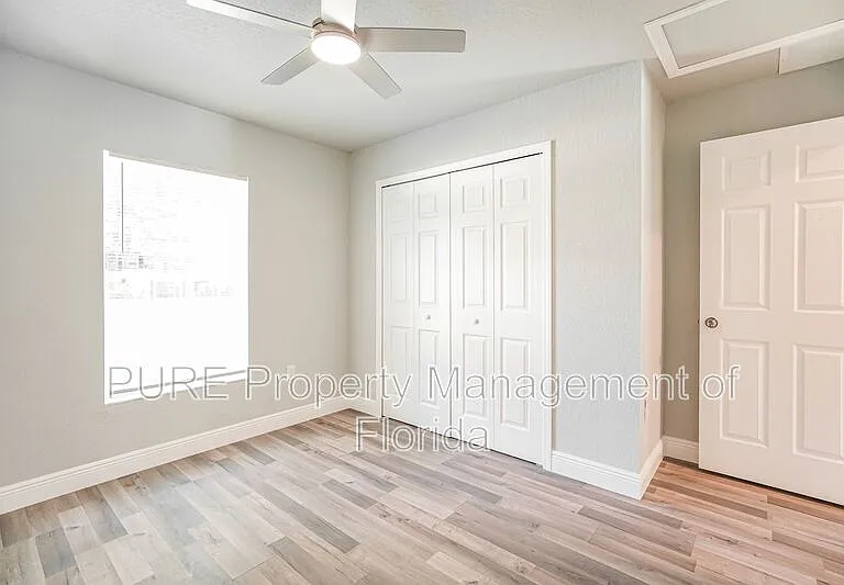 6419 NW 57th Ave — Photo 12