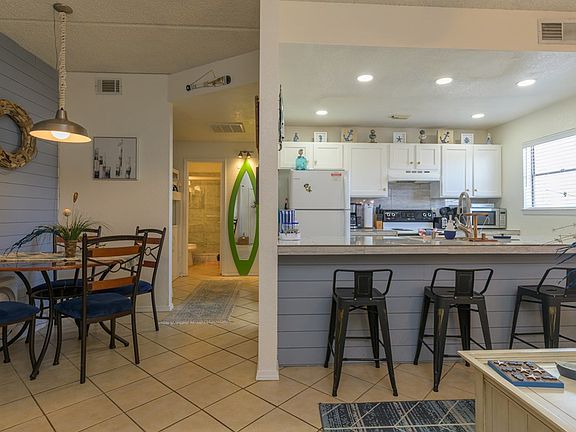 2nd image of 104 E Verna Jean Dr #302