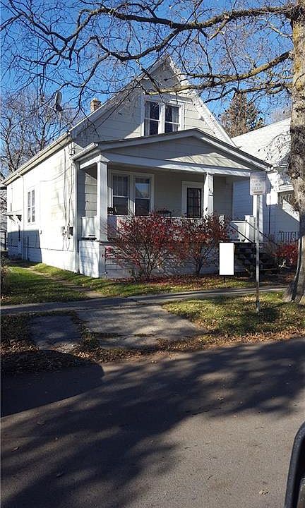 1st image of 404 Willett St