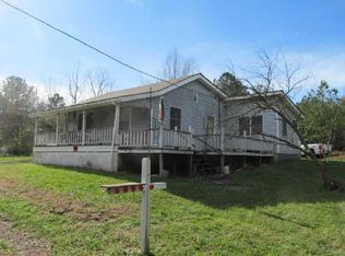 1402 Trace Creek Rd, Hohenwald, TN 38462