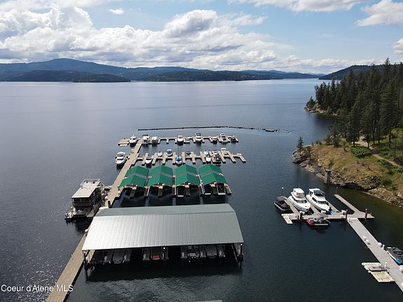 5th image of 1100 E Lakeshore Dr Slip D-17