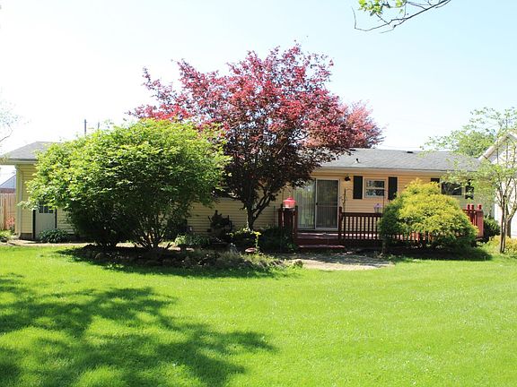 4th image of 63 Birch Park Dr