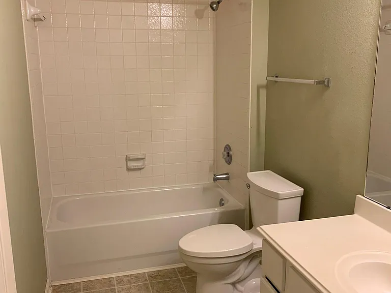 26118 Oakridge Forest Ln — Photo 10