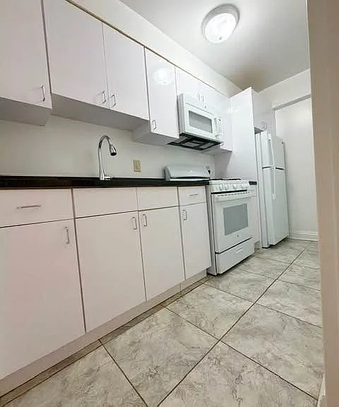 135-20 82nd Ave #2 — Photo 6