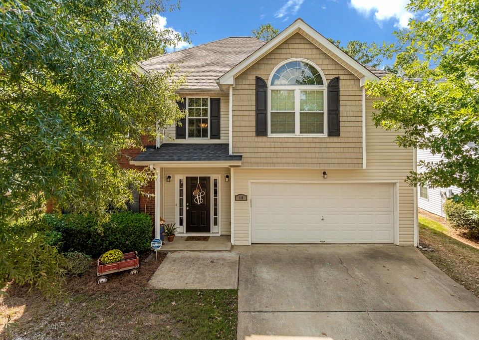 1st image of 18 Saint Charles Pl